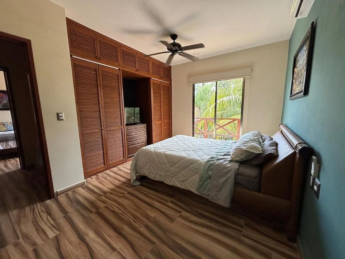 הוילה קנקון La Casa Frenette וילה