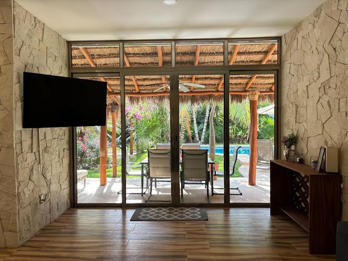 הוילה קנקון La Casa Frenette מקסיקו