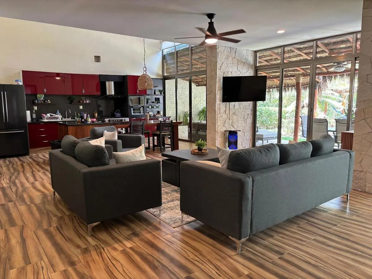 הוילה קנקון La Casa Frenette מקסיקו
